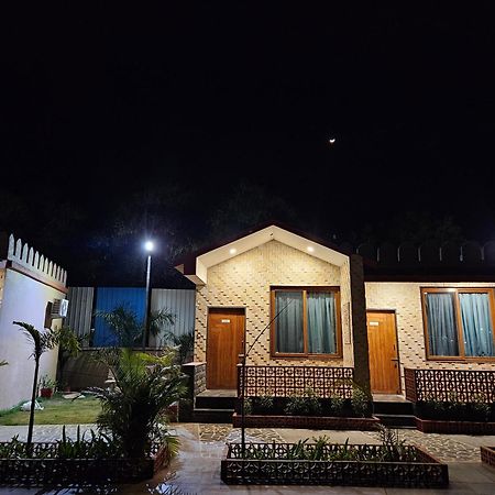 The Mewar Palace And Resort Shivpurī Exterior foto